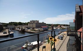 Apartamenty Port Ustka centrum nad wodą z miejscem garażowym